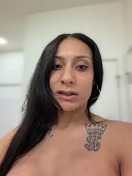 Chat XXX en directo de FerrariFrench