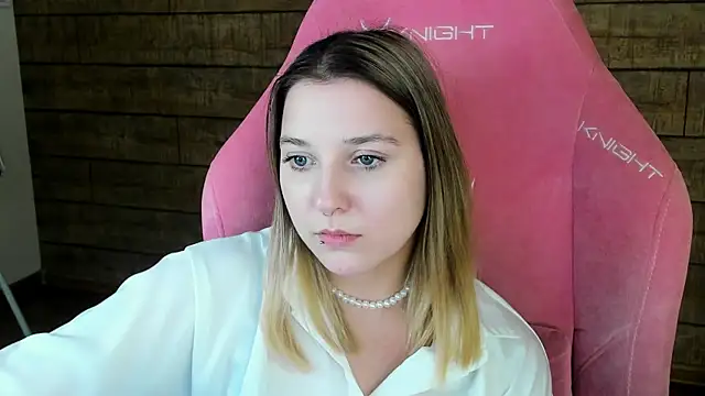 TinnaBurton Obrolan Langsung XXX