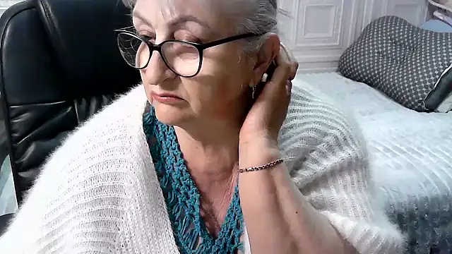 LolkaAlyss Adlı Modelin Canlı XXX Sohbeti