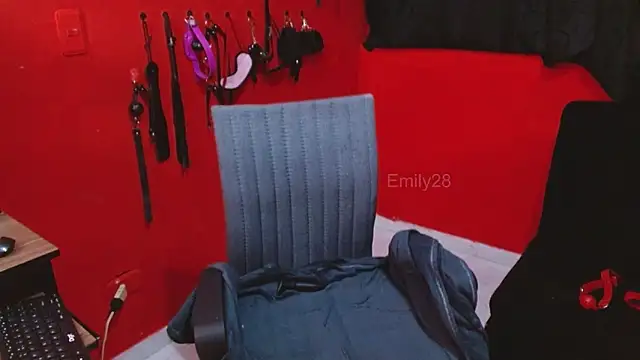 Emily_Slave28n Live XXX chat