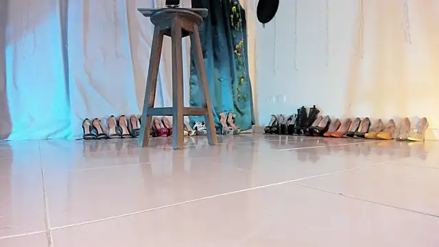 ArchieCollins 现场XXX聊天