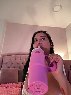 Bella__Wood Show in webcam