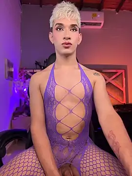 Show de Cherry_zayden_ na webcam