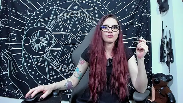 Rebekah_vonKat Show in webcam