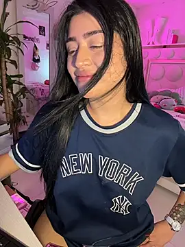 แชท XXX สดของ lucianaroy