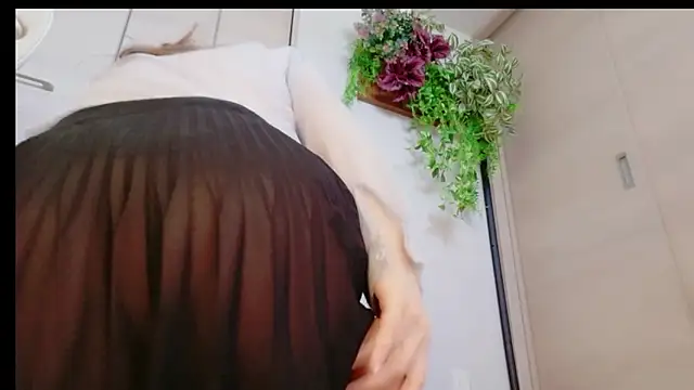 Emilia0606 웹캠 쇼