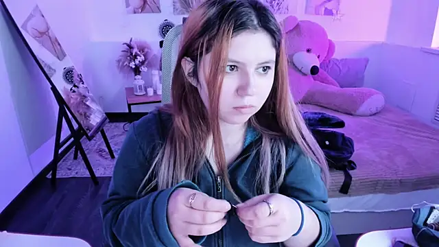 DiaAngell Chat XXX in diretta