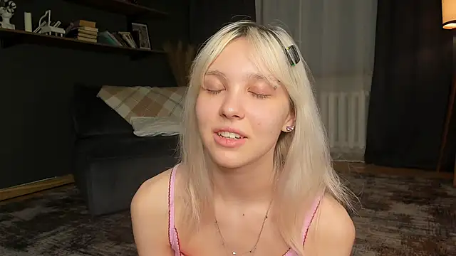 ErinBissonnette's Live XXX Chat