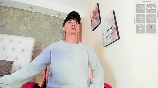 Chat XXX Live Tomy_Rox