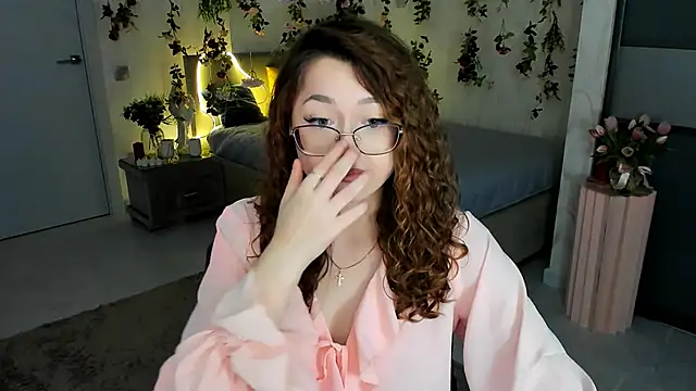 SereneFlame Live XXX Chat