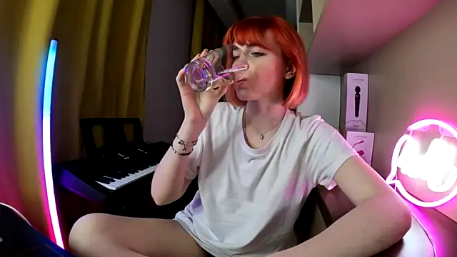 olivka-flower Adlı Modelin Web Kamerası Şovu