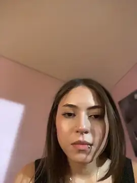 PrettyAmber 라이브 XXX 채팅