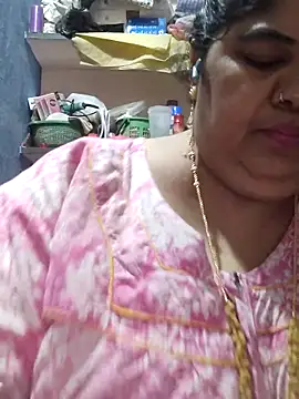 tamilthanushri Adlı Modelin Canlı XXX Sohbeti