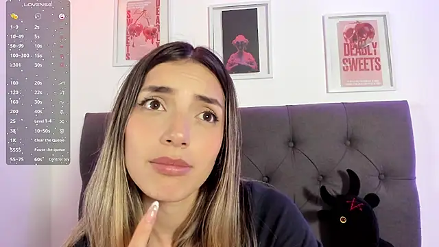 Chat XXX ao vivo de IsadoraGalle_