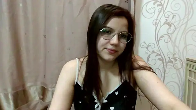 Aurora_Breeze Chat XXX in diretta