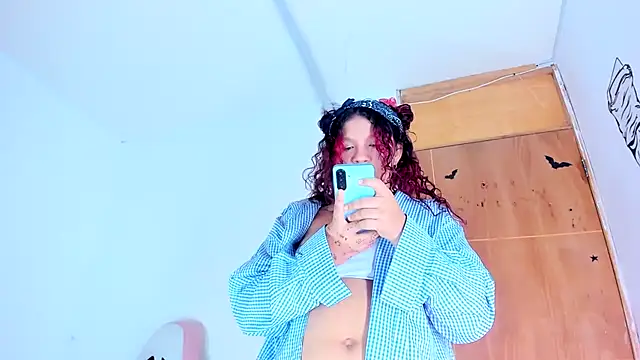 Emily_Coper18 Live XXX Chat