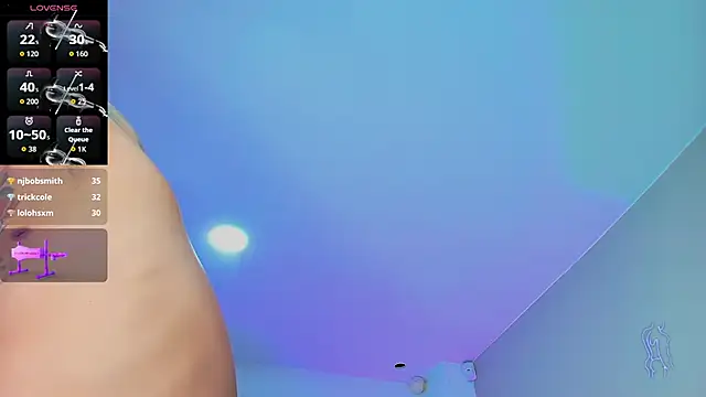 Valentiinoss Adlı Modelin Canlı XXX Sohbeti