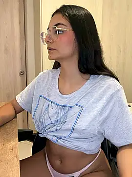 Cat2525 即時 XXX 聊天