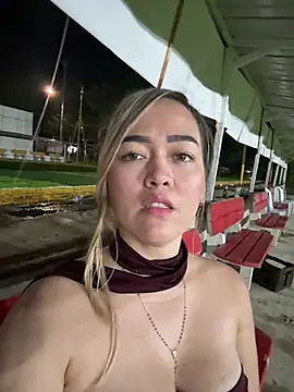 Онлайн чат XXX Danielavegax