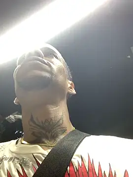 Salomon_koude 现场XXX聊天