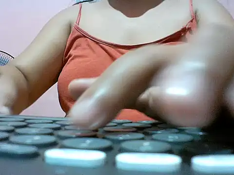 MissCummey live XXX chat