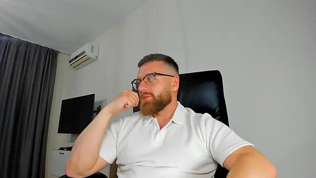 Findom_guyのライブXXXチャット