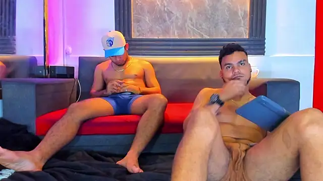 Latins_on_fire 웹캠 쇼