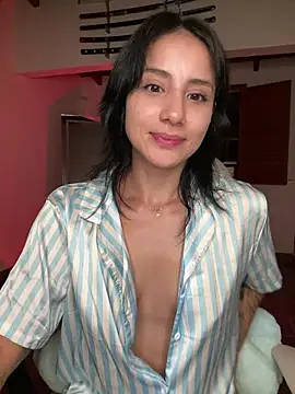 Ale_Lewis 即時 XXX 聊天