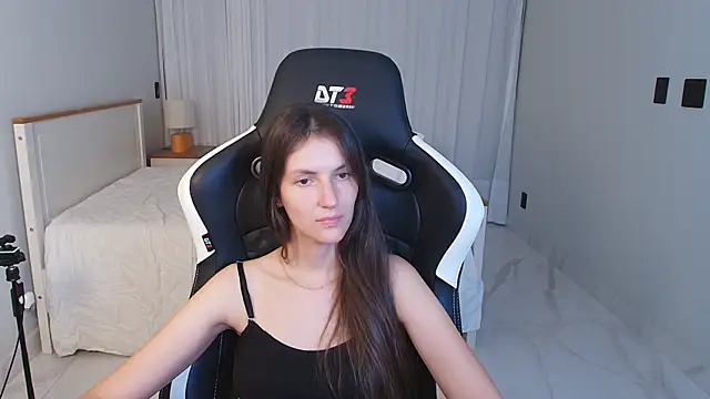 upssnowy Adlı Modelin Canlı XXX Sohbeti