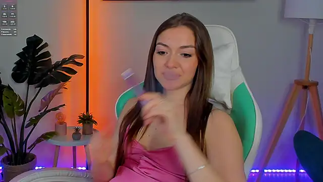 Онлайн чат XXX Micky__love