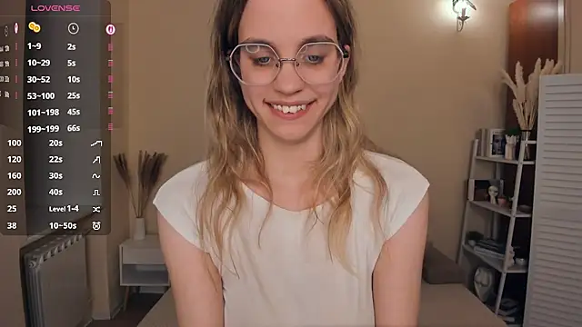 Chat +18 de JoanBaggott ao vivo