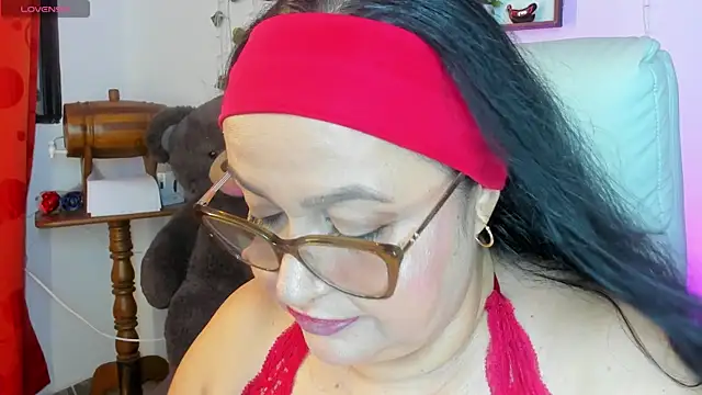 Gia_Nahomi Adlı Modelin Canlı XXX Sohbeti