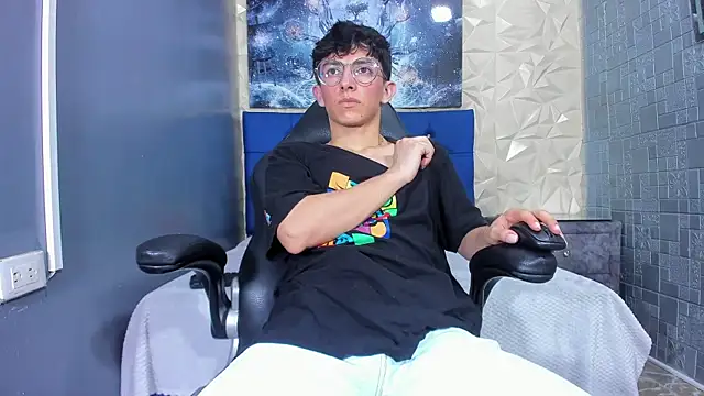 ElanGiraldo – webcam-show