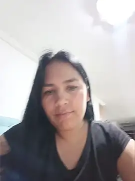 Karla__Morrison Adlı Modelin Canlı XXX Sohbeti