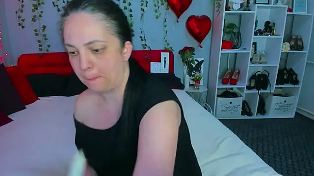 DarlingMilf – Kamerová šou