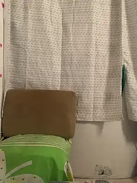 Estefani_32 라이브 XXX 채팅