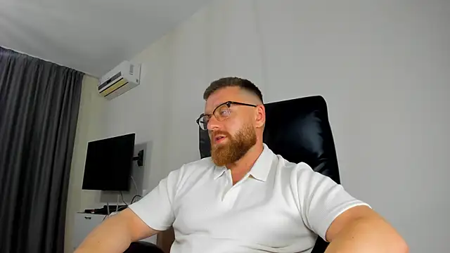 XXX chat uživo modela Findom_guy