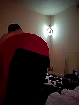 SexyAssPosingGuy élő XXX-chatje