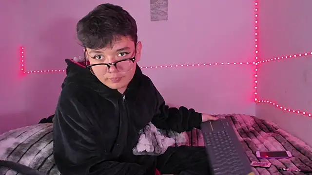 Kody_Royale 现场XXX聊天