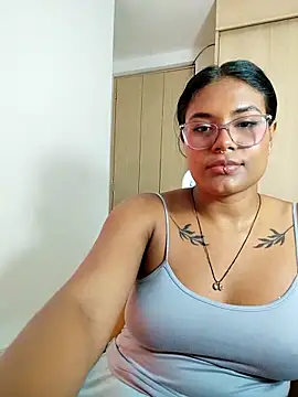 XXX chat uživo modela AGATTA0