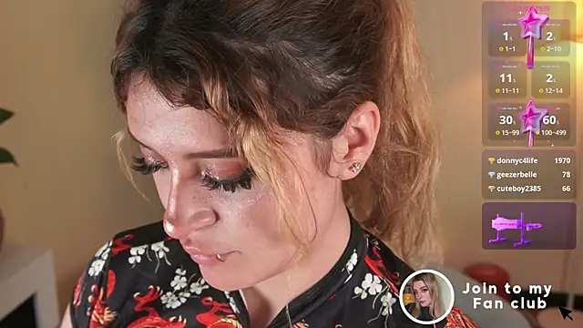 Kore__1 Chat XXX in diretta