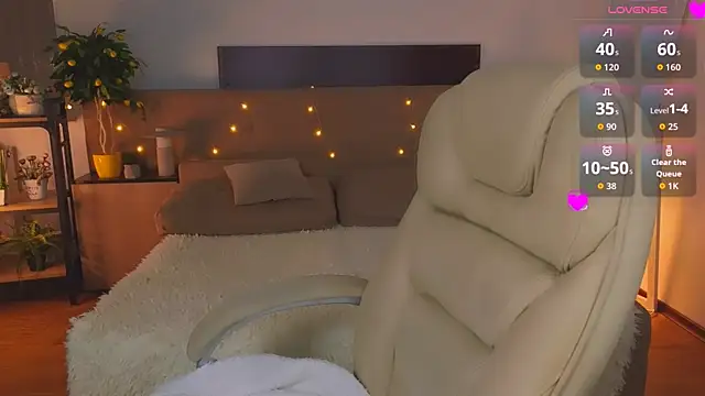 XXX chat uživo modela Viola__Shy