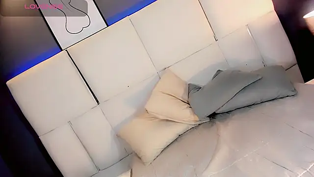 Kornylovee's Live XXX Chat