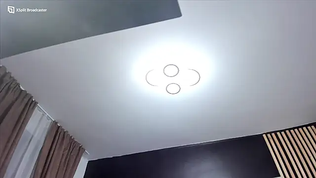 XXX chat uživo modela fireflowers_