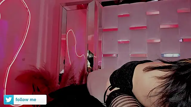 XXX chat uživo modela Sara_Foxx1