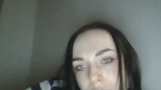 Trinsy_Love's Live XXX Chat