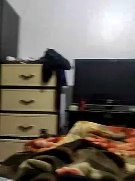 JoyousArray85 Pertunjukan Webcam