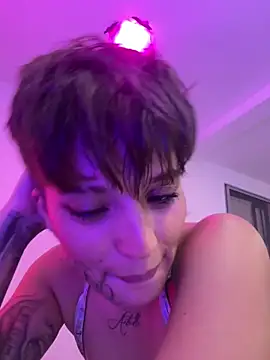 DayanaDG: вебкам-шоу