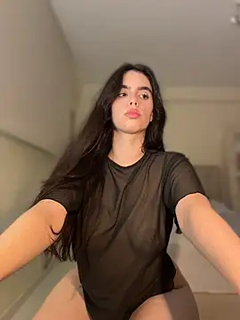 Mavi_Coless Adlı Modelin Canlı XXX Sohbeti