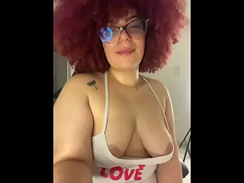 Leyah__'s Live XXX Chat